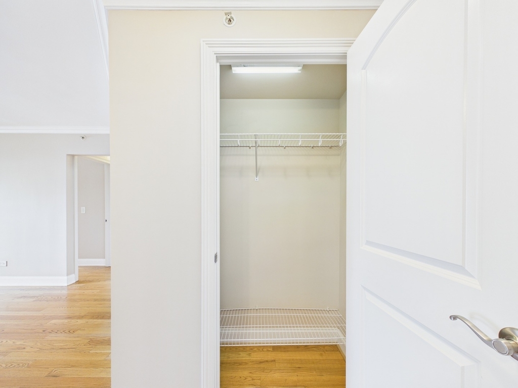 2210 S Goebbert Road - Photo 12
