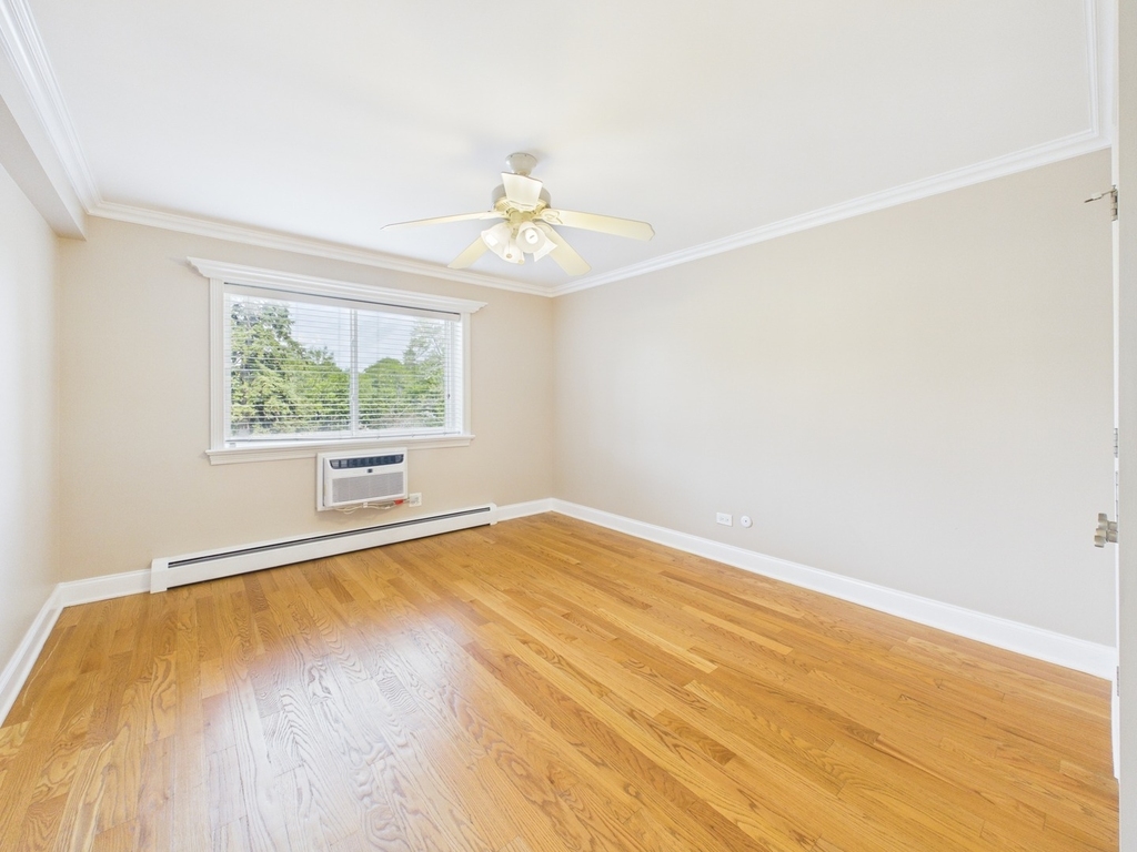 2210 S Goebbert Road - Photo 21