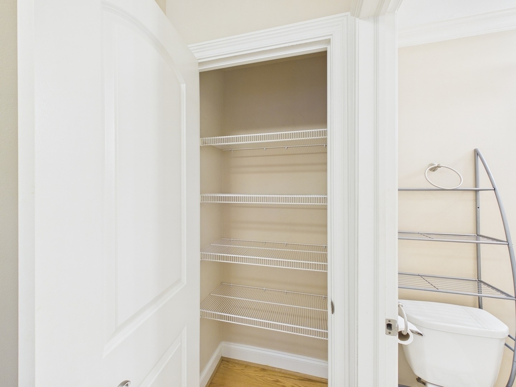 2210 S Goebbert Road - Photo 20