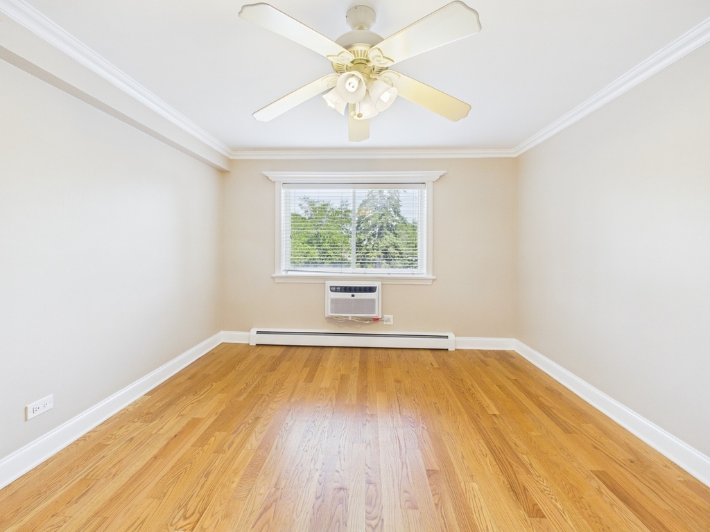 2210 S Goebbert Road - Photo 26
