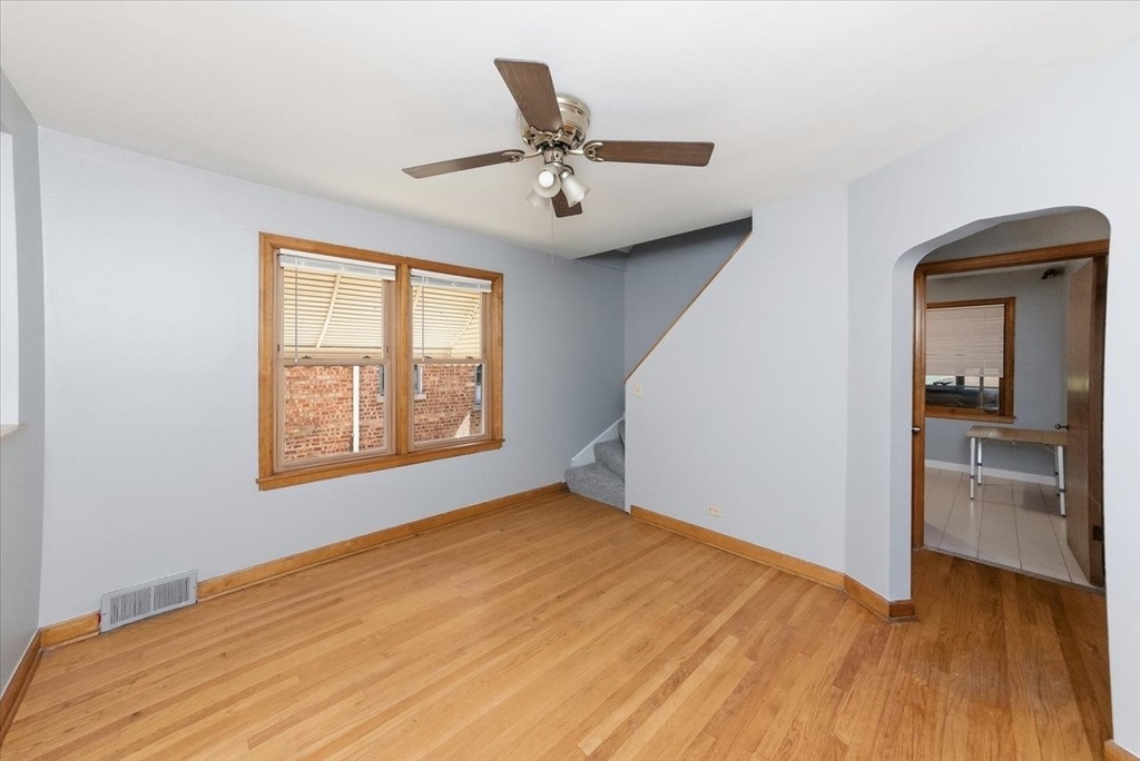 7117 W Armitage Avenue - Photo 4