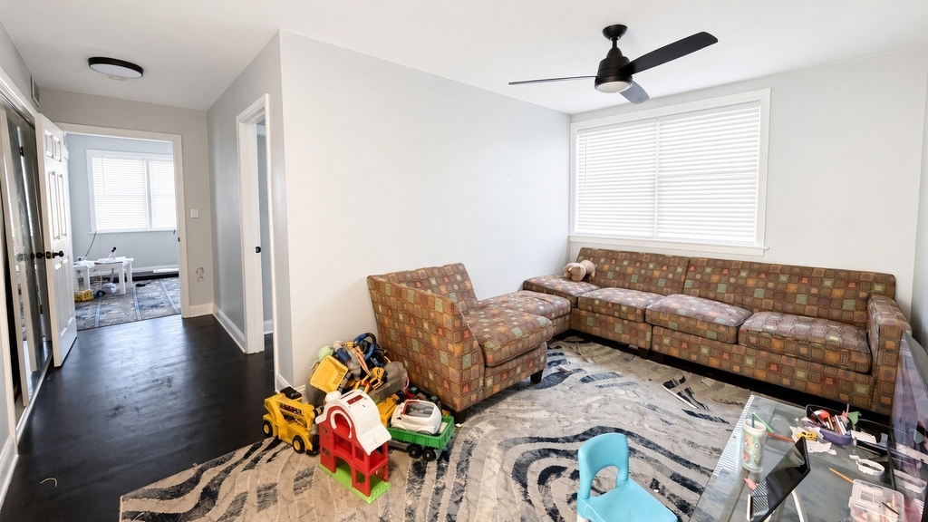 3338 W Bryn Mawr Avenue - Photo 6