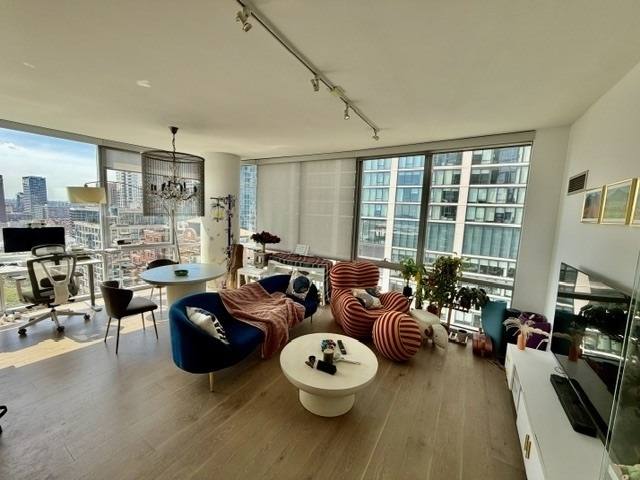 1201 S Prairie Avenue - Photo 6