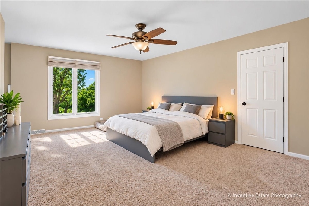 6201 Sleepy Hollow Lane - Photo 11