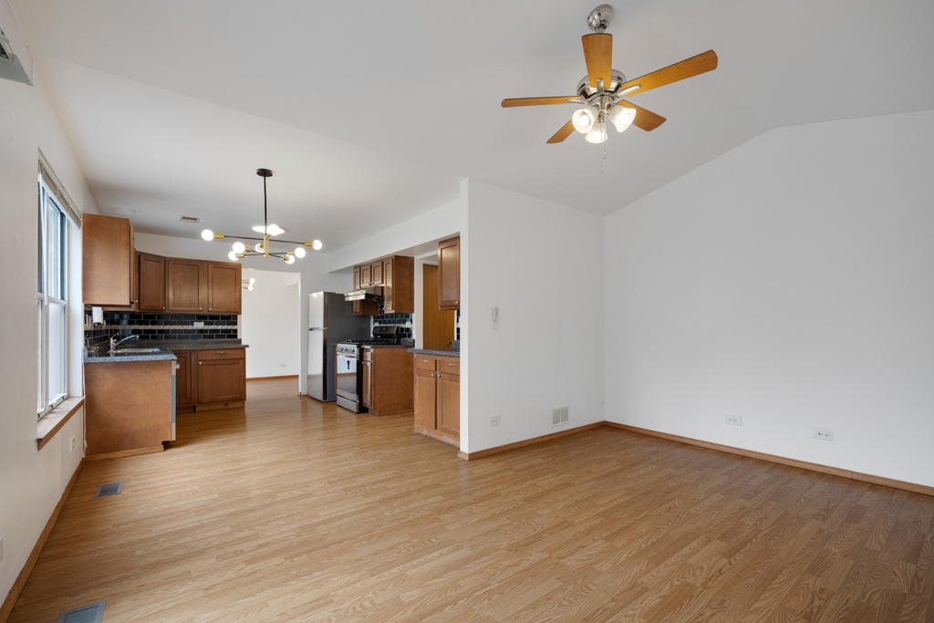1127 Ashbrook Drive - Photo 13