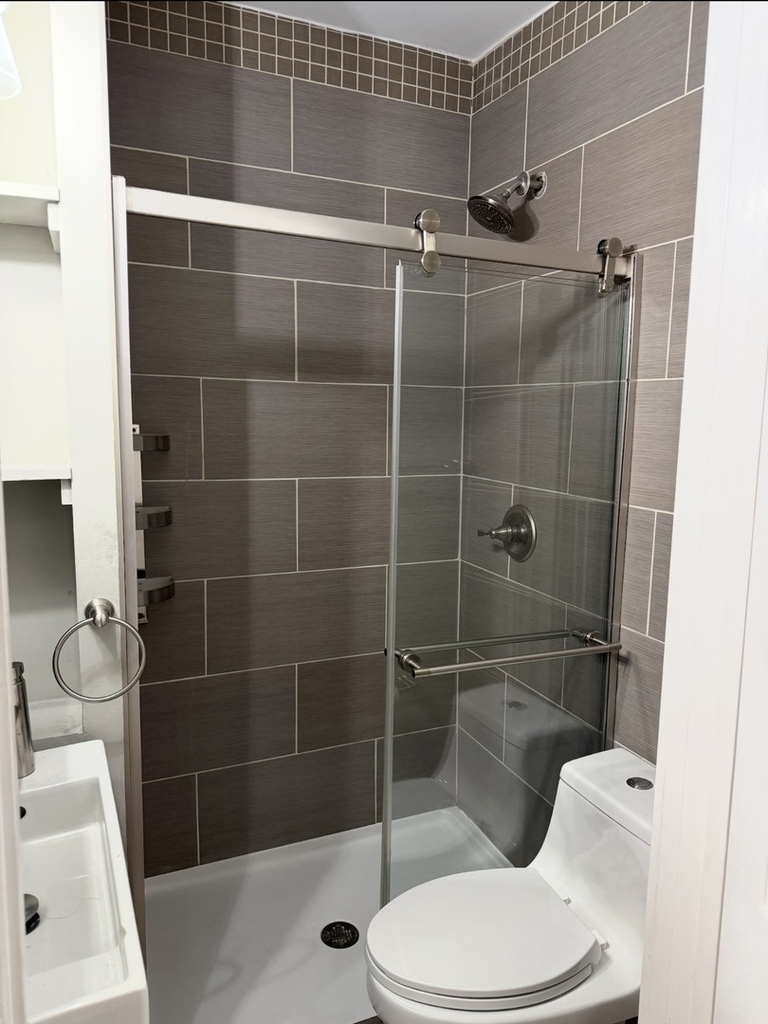 2026 N Winchester Avenue - Photo 5