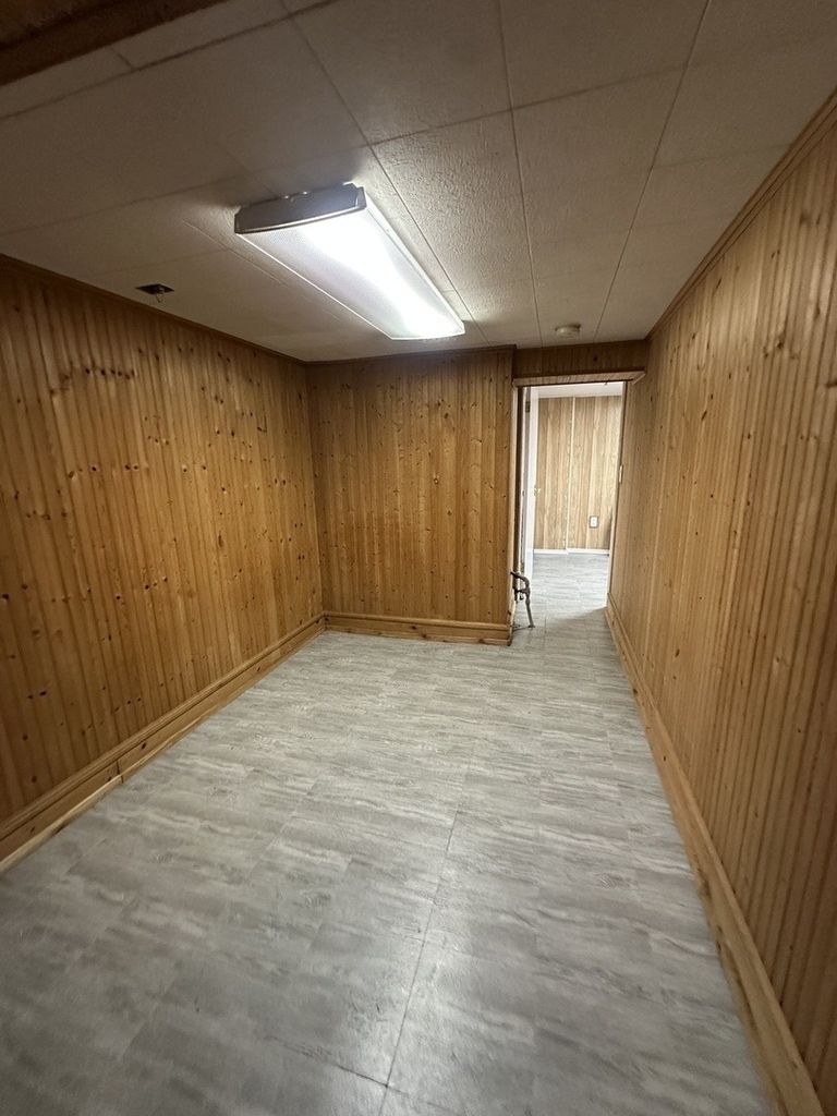 5541 W Roscoe Street - Photo 6
