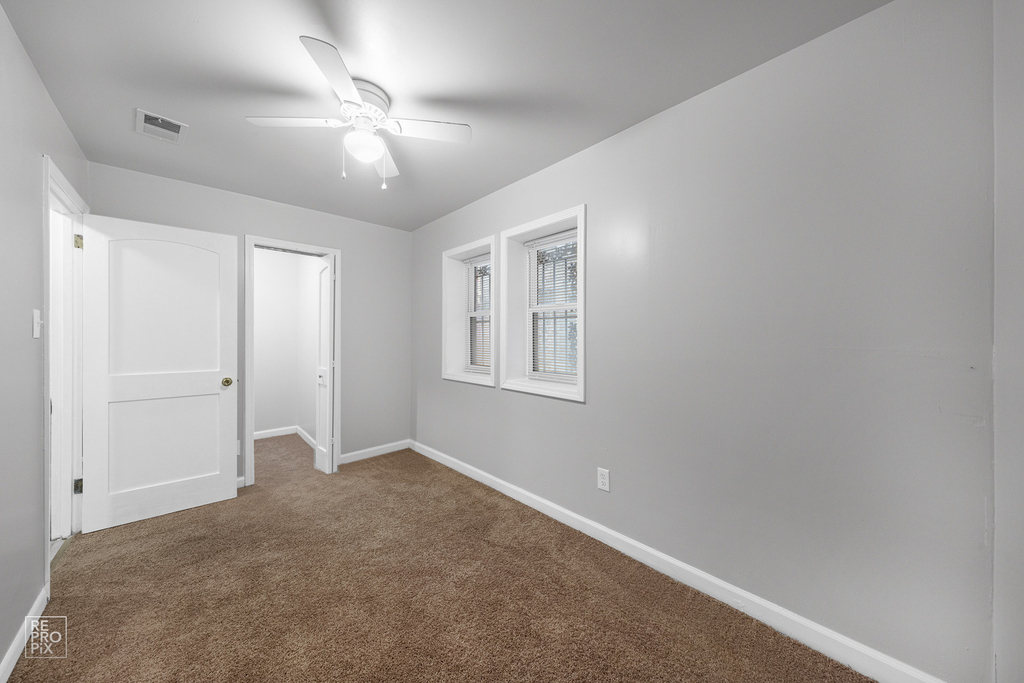 7751 S Saginaw Avenue - Photo 16