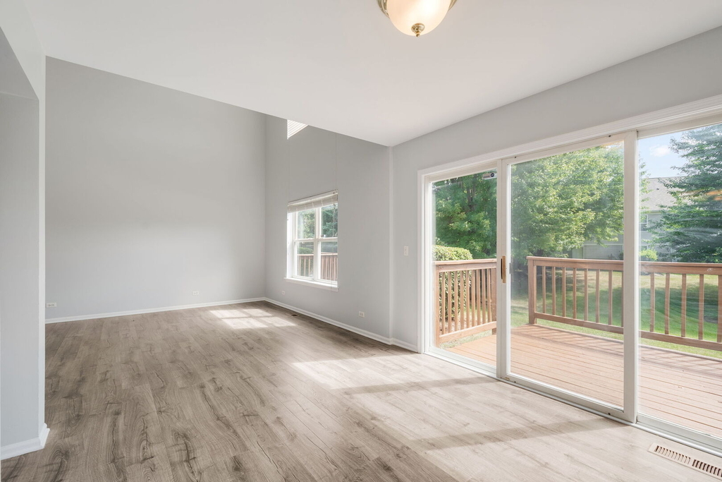 3112 Crystal Rock Road - Photo 3