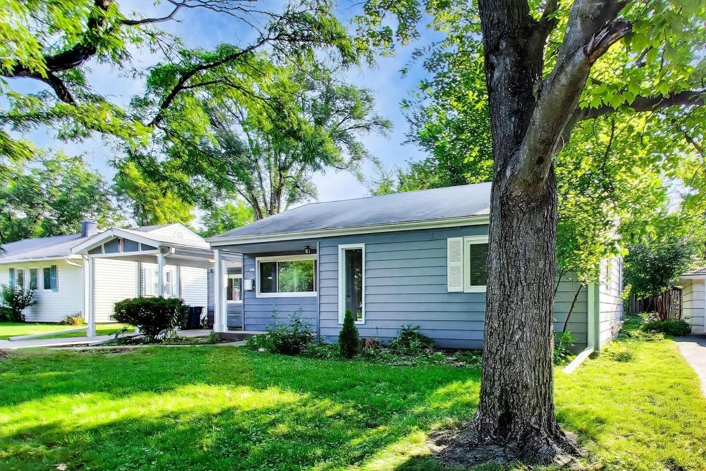 5705 Aubrey Terrace - Photo 2