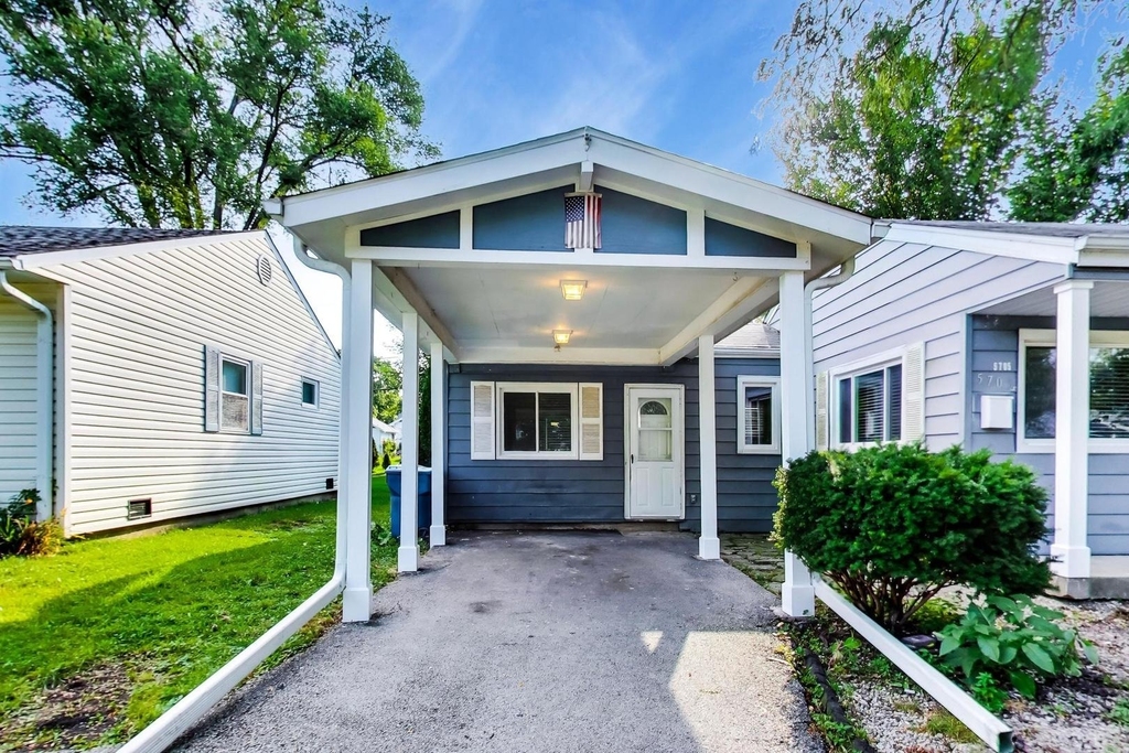 5705 Aubrey Terrace - Photo 3