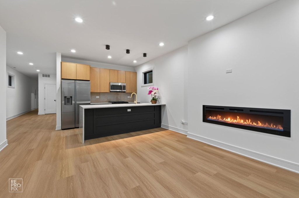 2327 S Homan Avenue - Photo 1