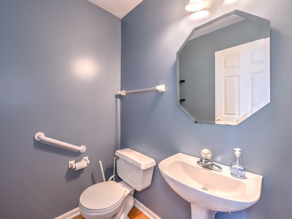 1810 Van Dyke Lane - Photo 9