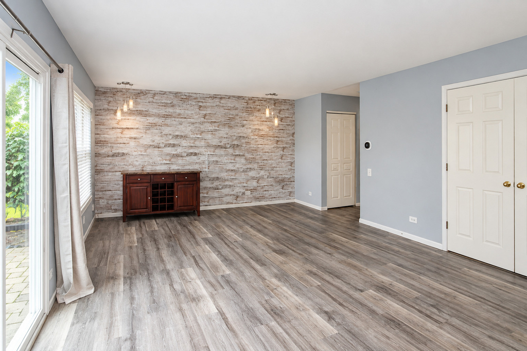700 Savannah Lane - Photo 1