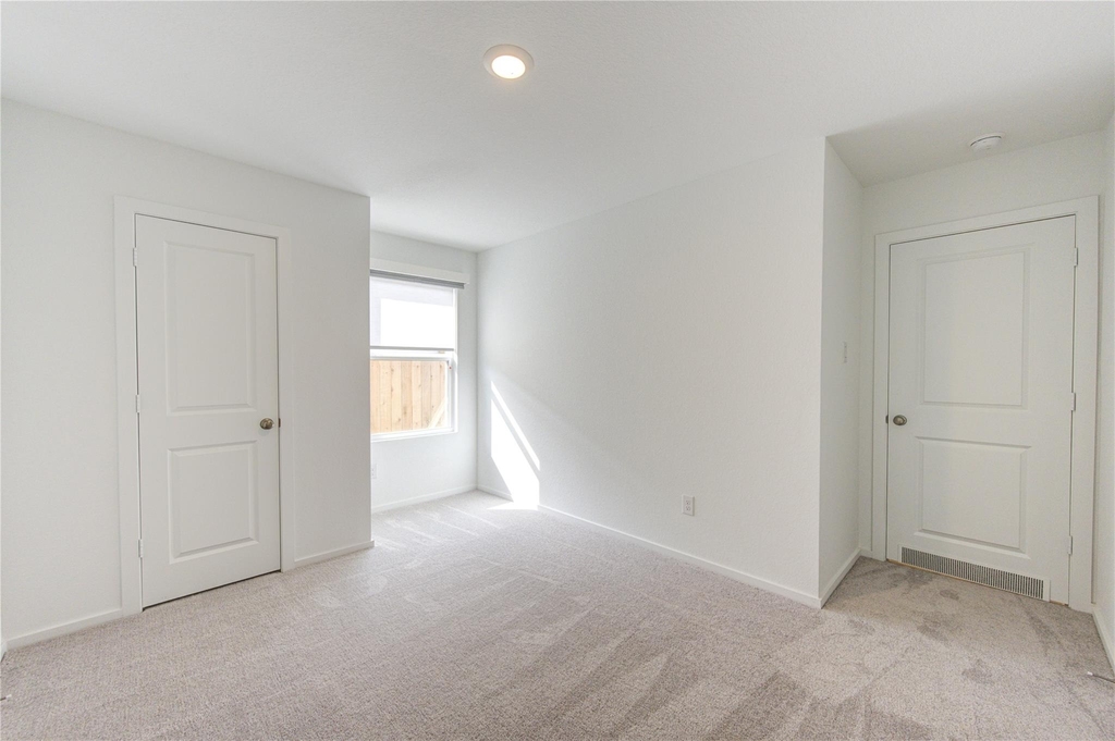 21218 Fieni Drive - Photo 16