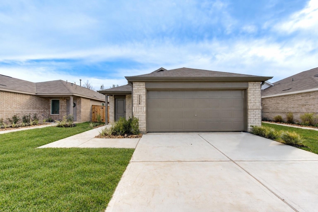 21218 Fieni Drive - Photo 0