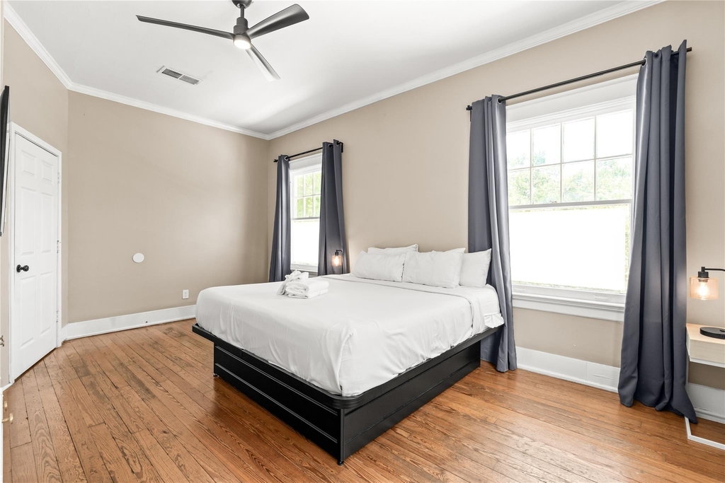 1202 Hawthorne Street - Photo 17