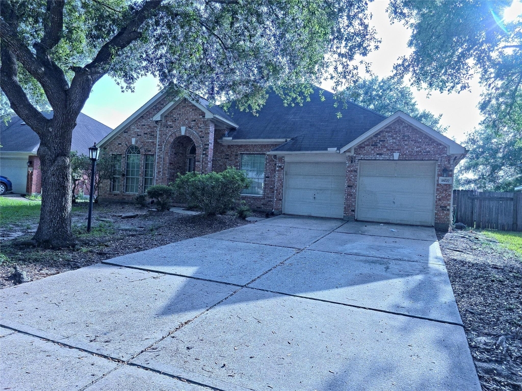 18027 Landing Brook Drive - Photo 8