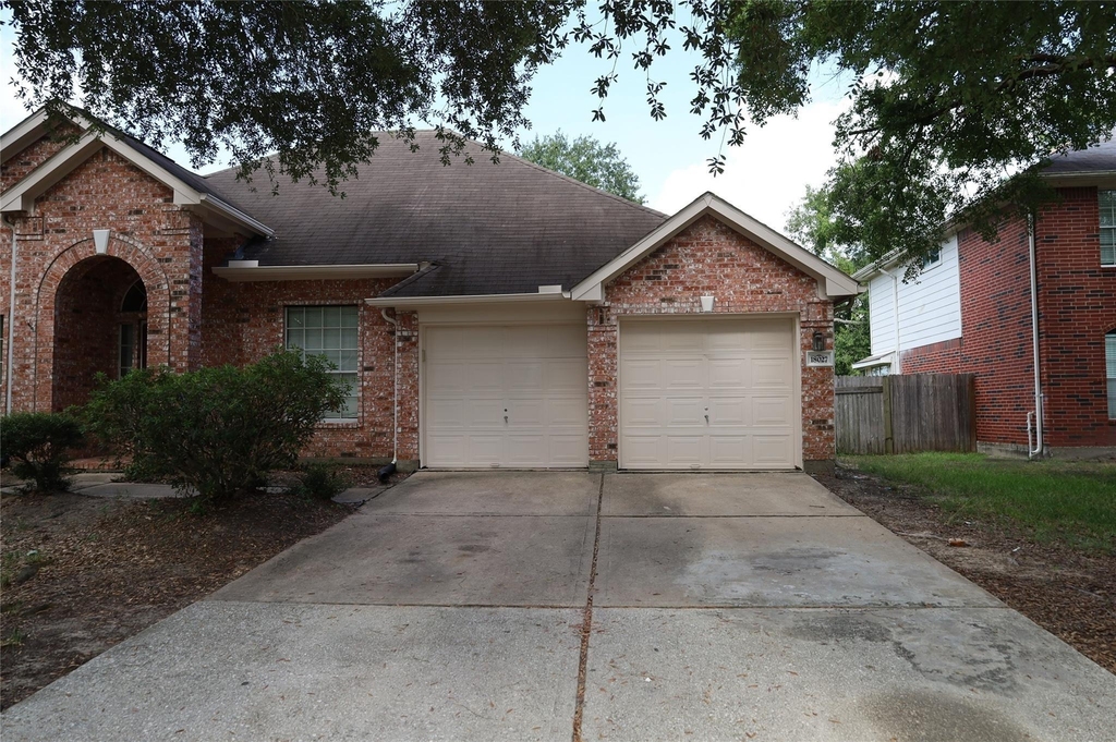 18027 Landing Brook Drive - Photo 0