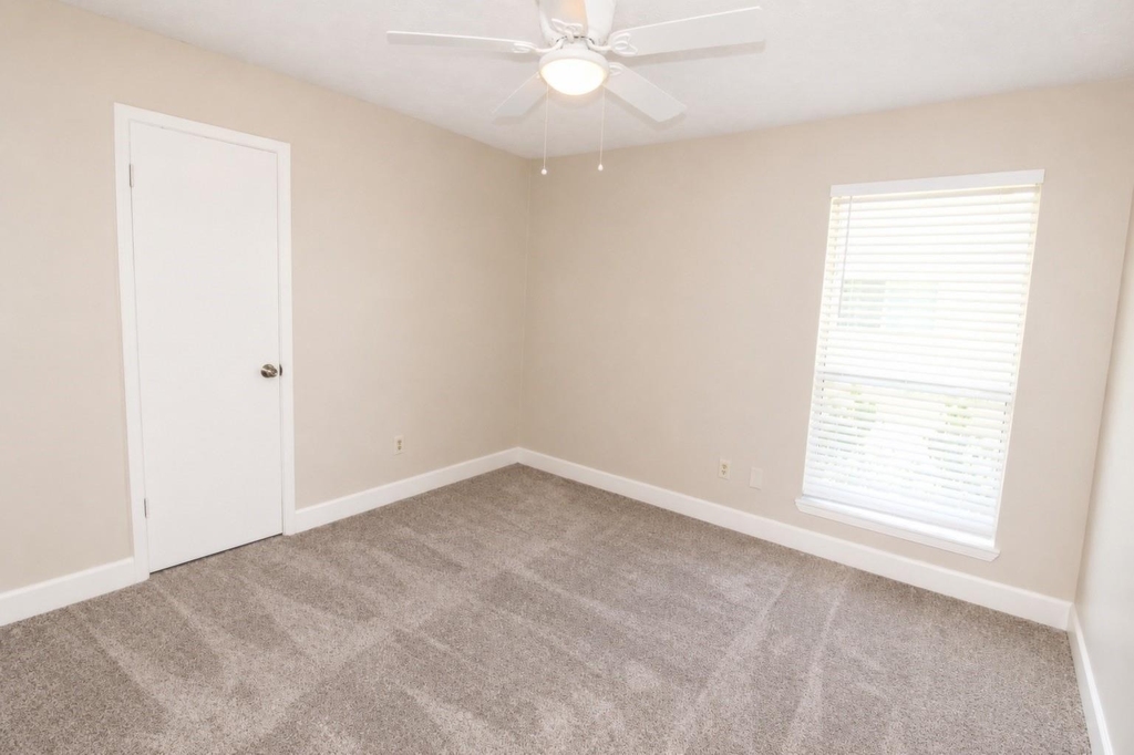 715 Land Grant Drive - Photo 8