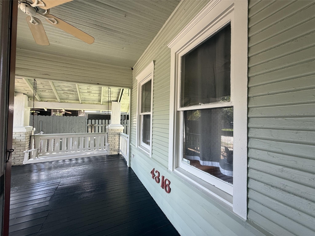 4316 Roseland Street - Photo 1