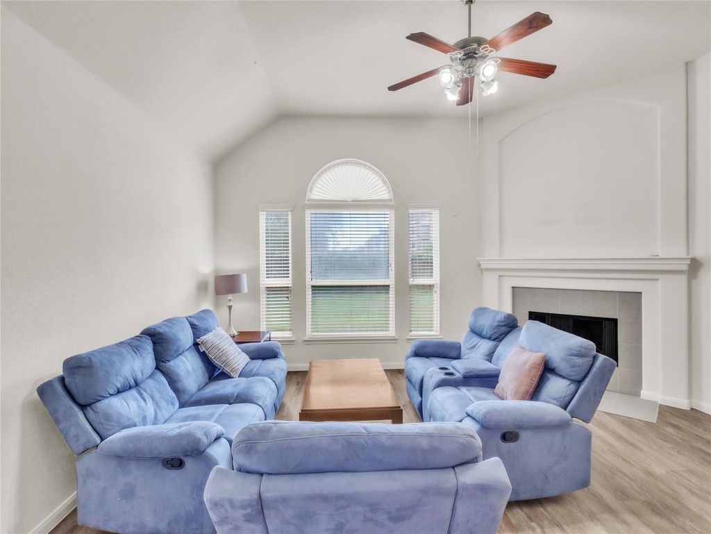 1511 Palisade Green Drive - Photo 13