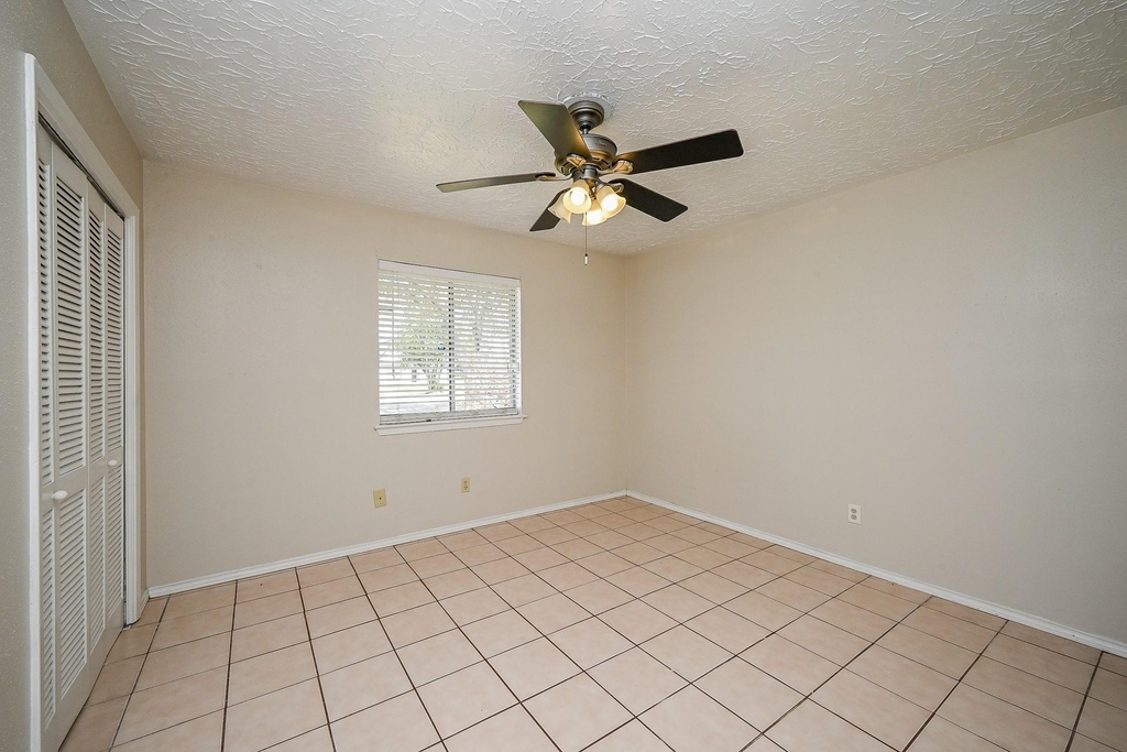 7407 W Fuqua Drive - Photo 19