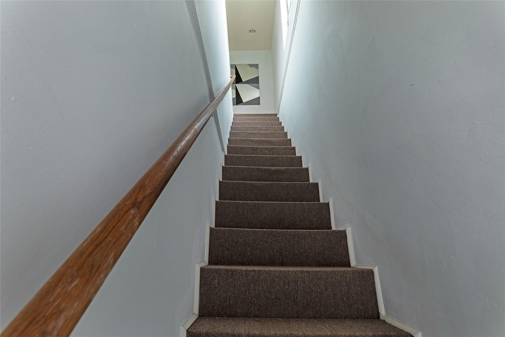 3314 Greenbriar Drive - Photo 14