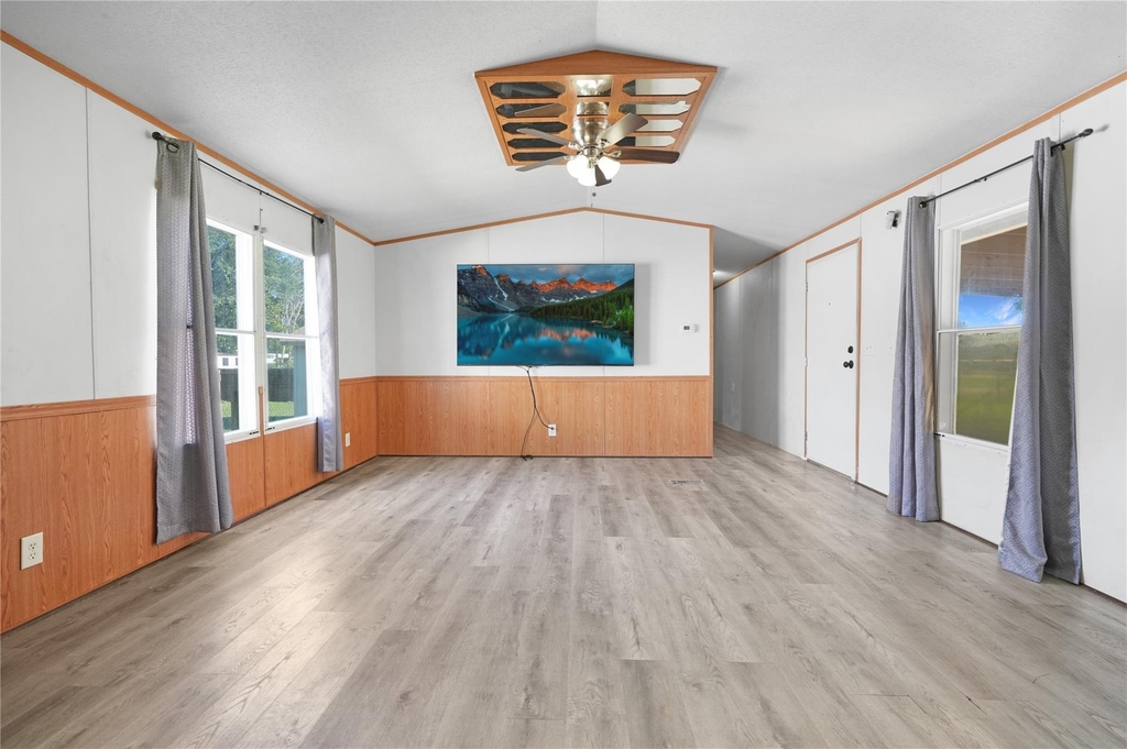 639 Reuben White Drive - Photo 6