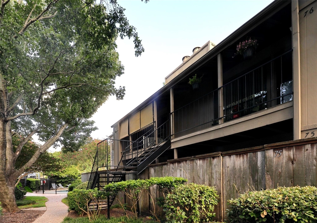 5711 Sugar Hill Drive - Photo 1