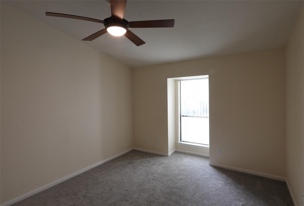 5711 Sugar Hill Drive - Photo 5