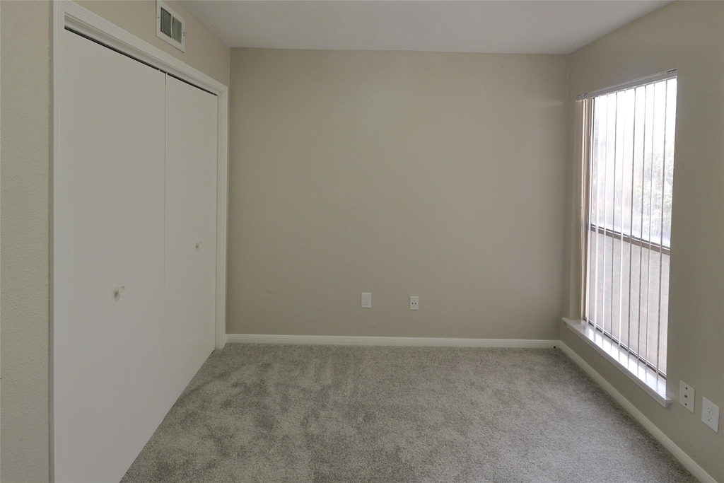 5711 Sugar Hill Drive - Photo 7