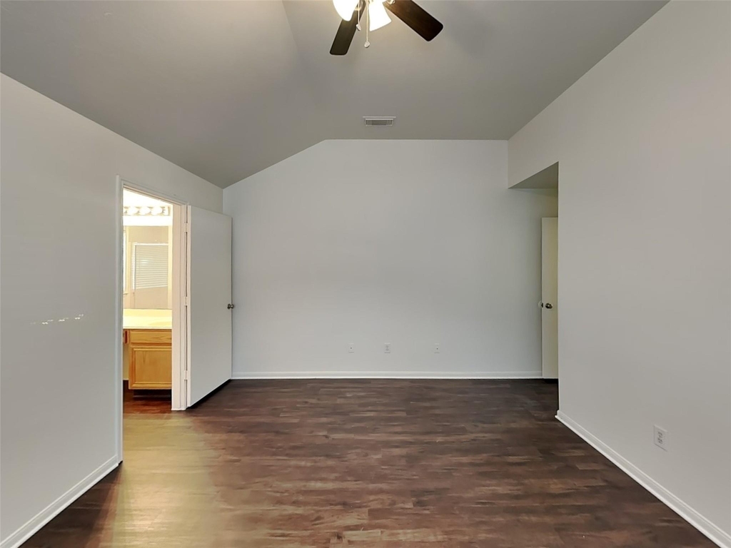 6907 Grant Drive - Photo 11
