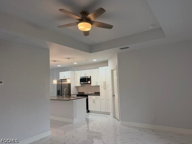 746 Eisenhower Boulevard - Photo 2