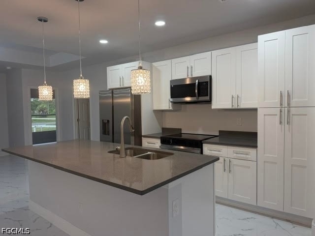 746 Eisenhower Boulevard - Photo 3