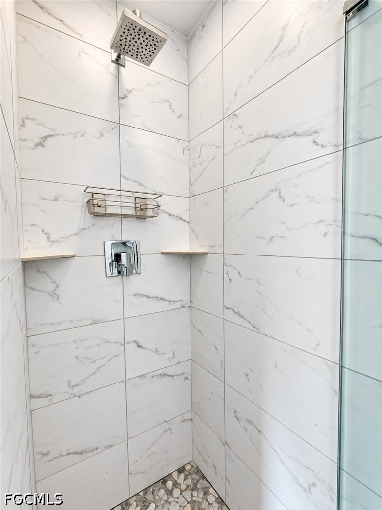 4272 Island Circle - Photo 22