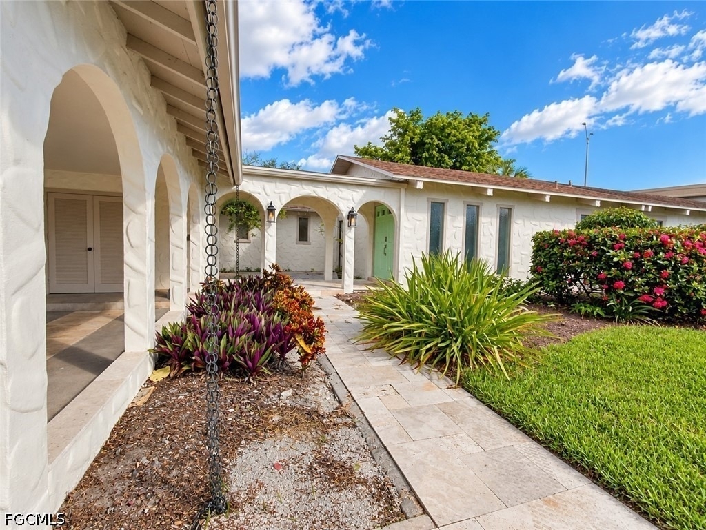 4272 Island Circle - Photo 2