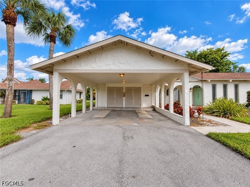 4272 Island Circle - Photo 1