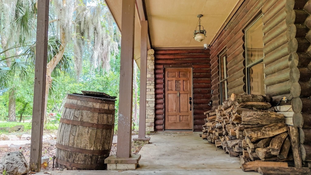 605 Clayton Street - Photo 10