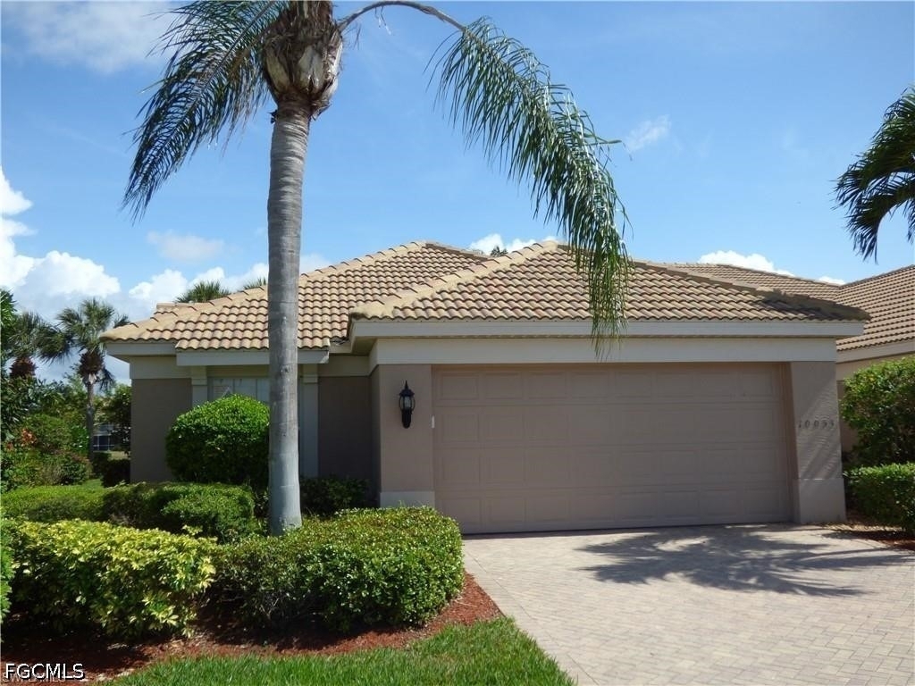 10053 Majestic Avenue - Photo 0