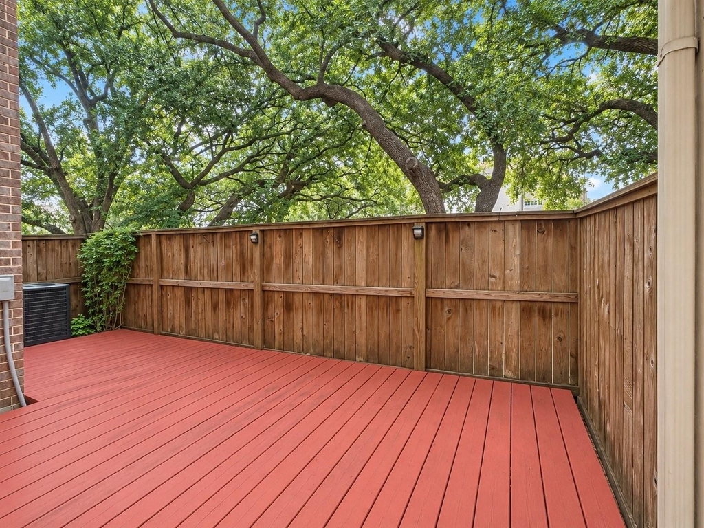 8624 Meadowcroft Drive - Photo 26