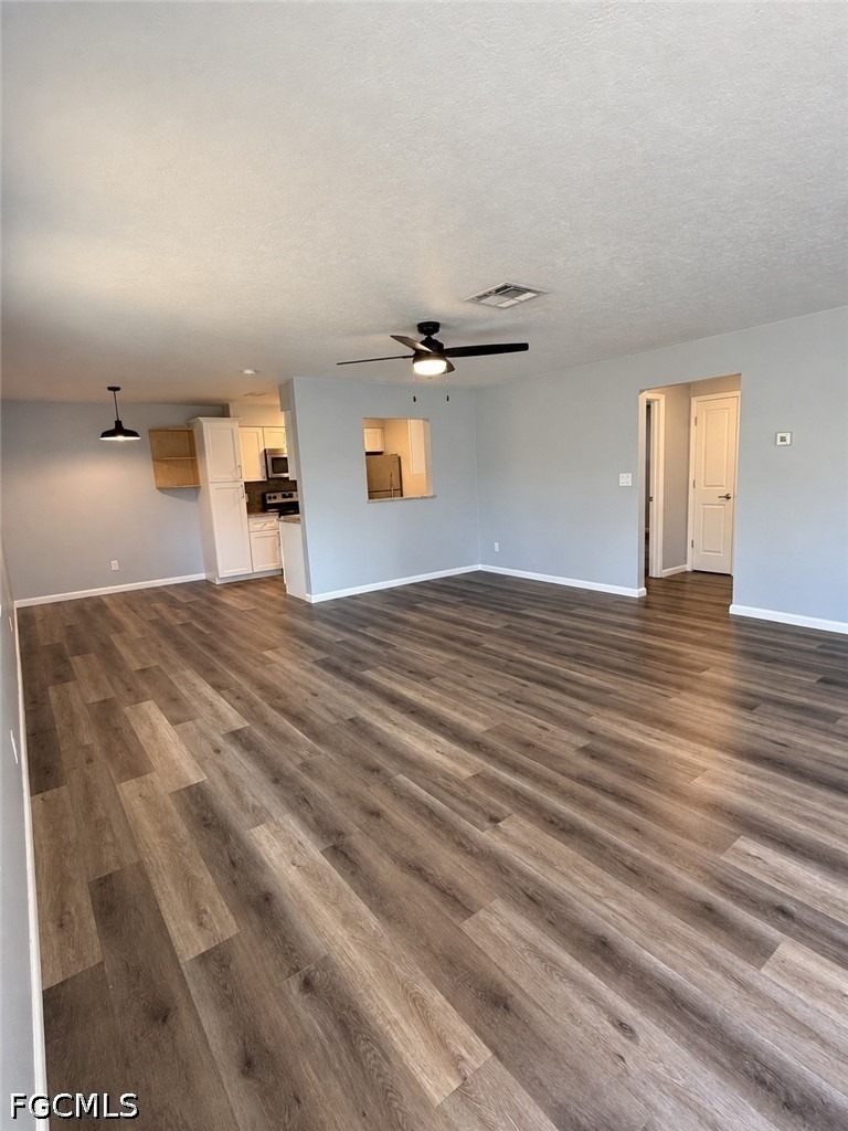 3032 Se Santa Barbara Place - Photo 1