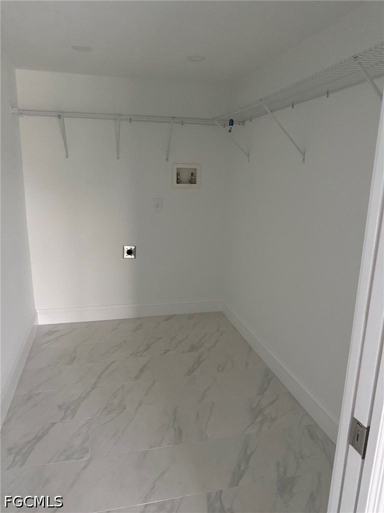 828 Victoria Drive - Photo 17