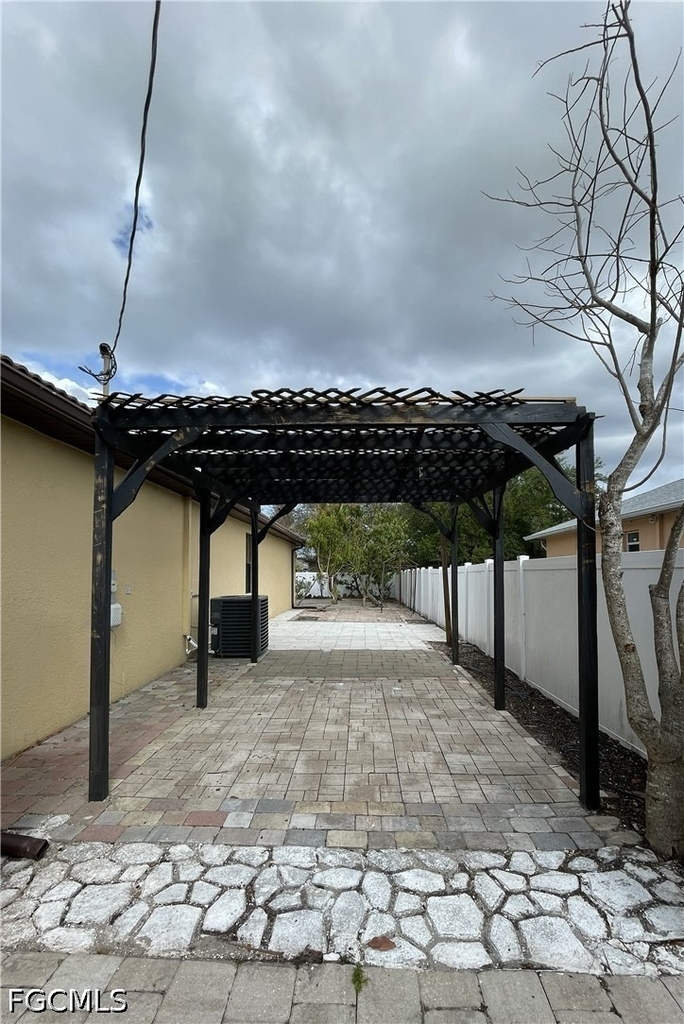 511 Sw 7th Place - Photo 16