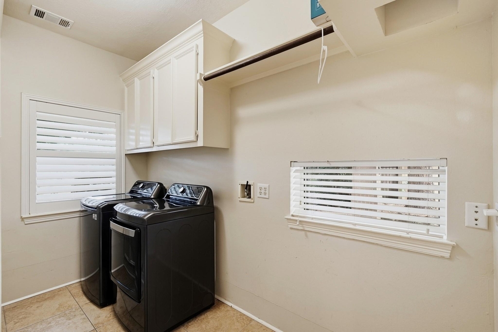 815 Chisel Point Drive - Photo 33