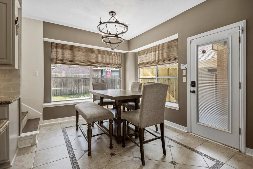 815 Chisel Point Drive - Photo 14