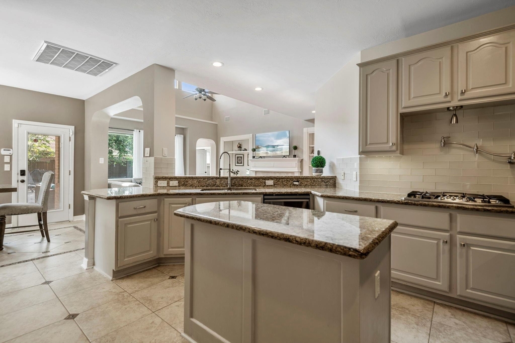 815 Chisel Point Drive - Photo 12