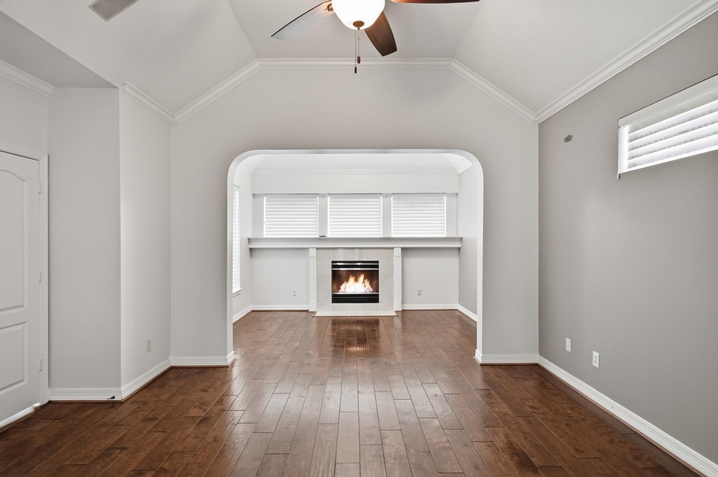 815 Chisel Point Drive - Photo 17