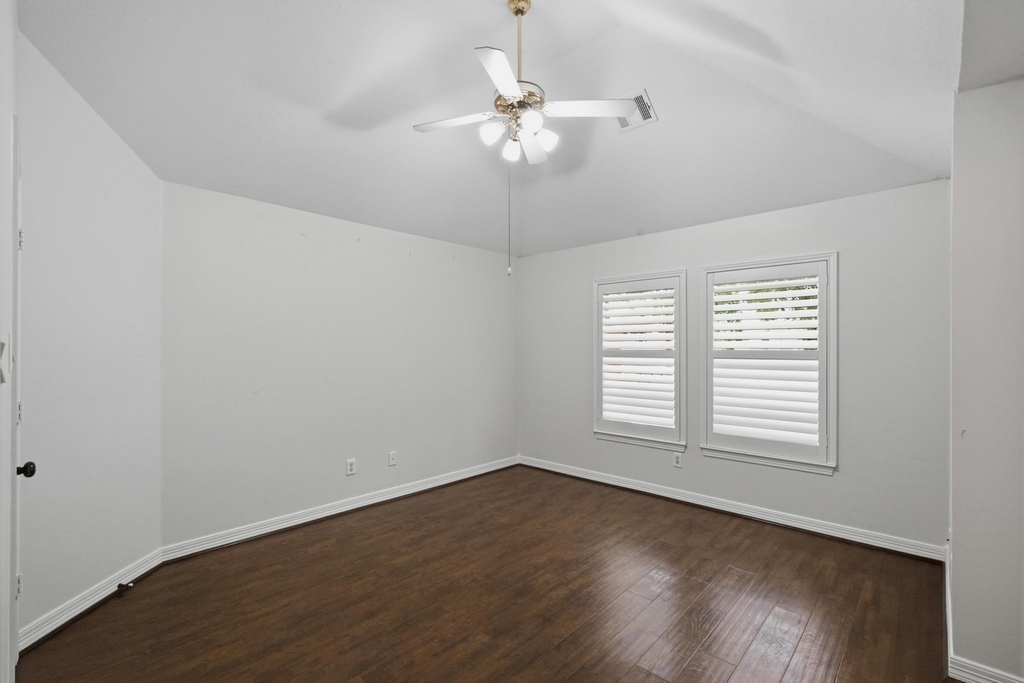 815 Chisel Point Drive - Photo 30