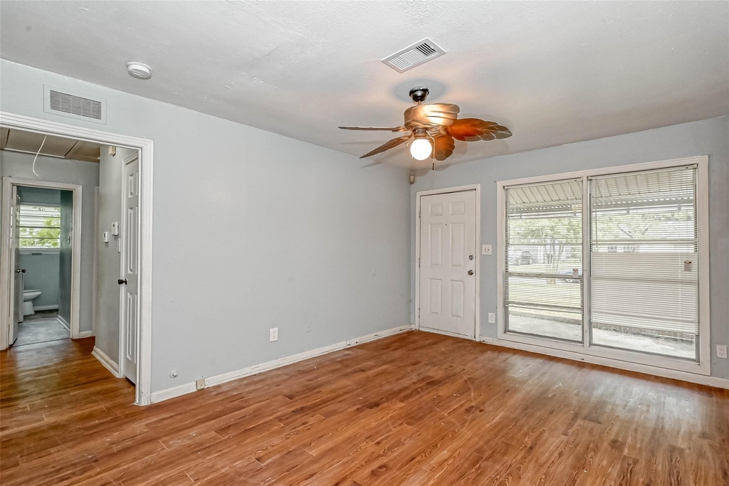 5707 Lakefield Drive - Photo 1